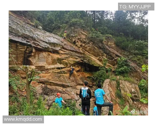 重庆攀岩队战术对比深度解析与未来发展展望 重庆攀岩队战术对比深度解析与未来发展展望