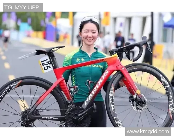 全国锦标赛回顾:杭州足球队在速度上的卓越表现与战术分析 全国锦标赛回顾:杭州足球队在速度上的卓越表现与战术分析