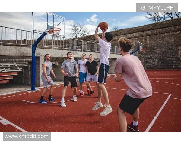 科学篮球团队协作训练方法探索与实践提升球员配合能力与比赛表现 科学篮球团队协作训练方法探索与实践提升球员配合能力与比赛表现