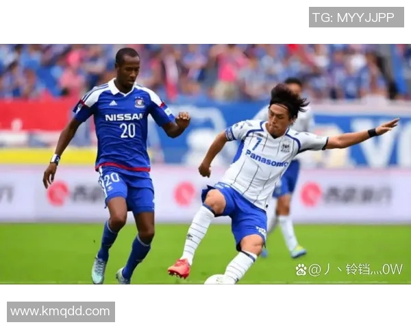 足球明星在绿茵场上的精彩瞬间与激情对决的比赛图片集锦